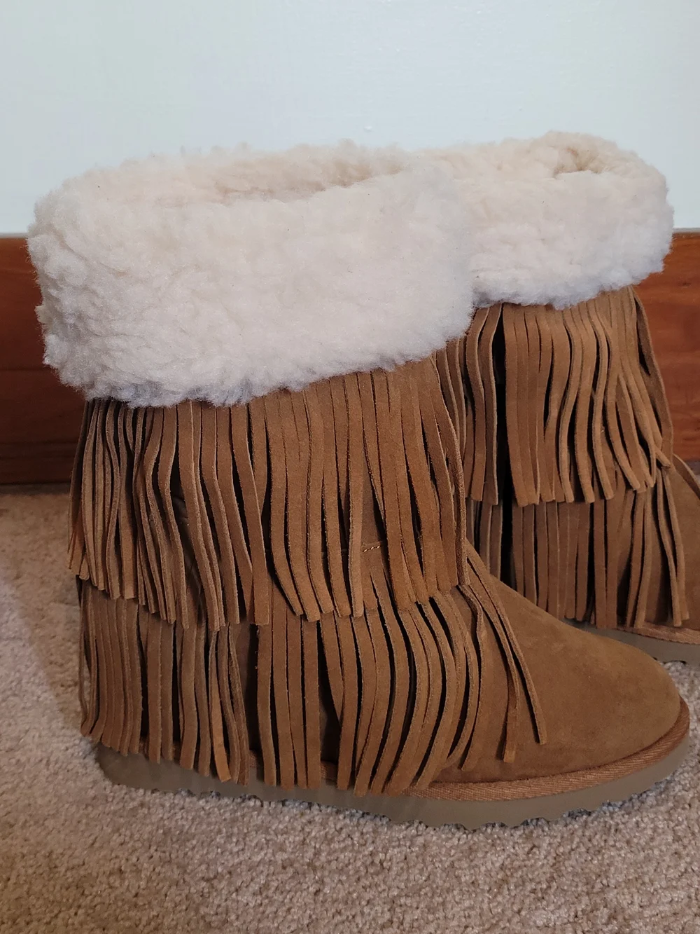 Shearling Cuff Suede Fringe Wedge Winter Boots - Chestnut Womens Size 9 NWOT